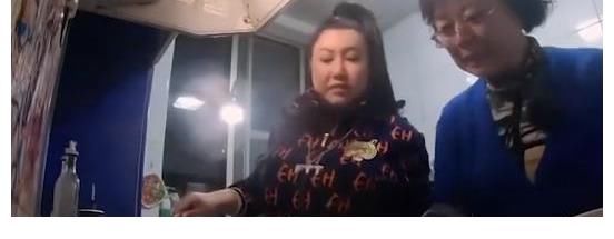 中韩综艺差距有多大？王祖蓝理直气壮上门蹭饭，范湉湉更让人无语