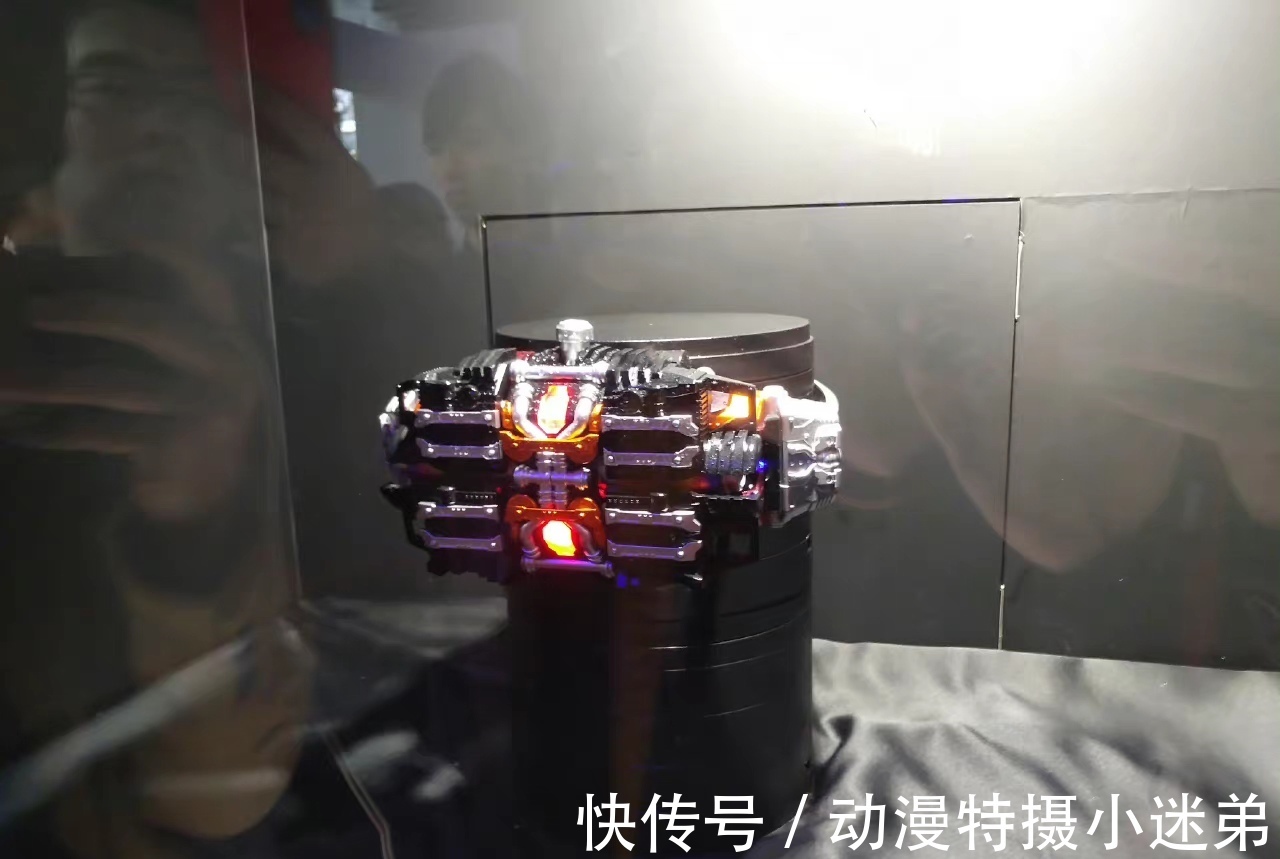 剧场版|来自2071年的假面骑士?瞬间让人想起这三条腰带,会启用吗?