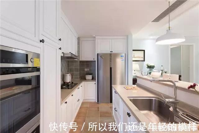 简美式|简美式三室两厅,客厅厨房餐厅呈开放式，全屋时尚、敞亮、大气!