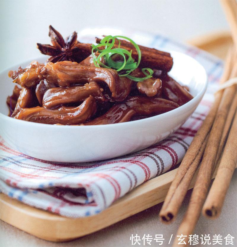 妈妈擅长的几道家常菜，过年亲朋好友来拜年，所有人都夸好厨艺