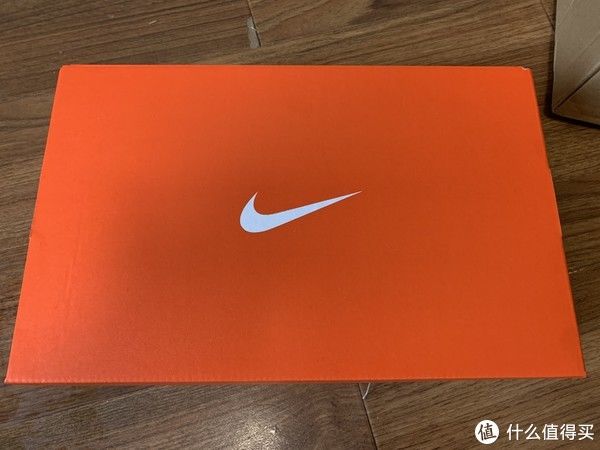 人生|人生第一双钉鞋,Nike ZoomX Dragonfly