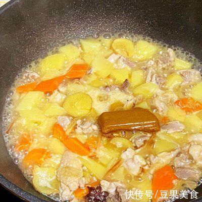 神器|丰富餐桌味｜下饭神器—咖喱鸡腿炖土豆