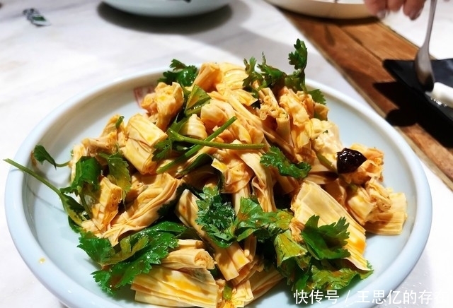 套餐|两个妈妈带着孩子约会,午饭点了165元双人套餐,看看菜怎么样