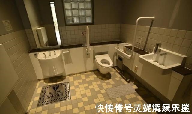 动漫|日本不愧是动漫的国度,连公厕都这么“二次元”
