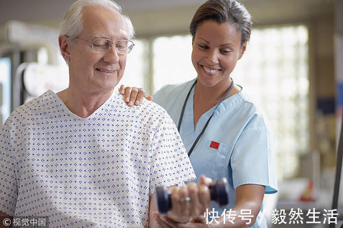 骨骼|骨质疏松症易得骨科病?中老年人预防骨质疏松的8个好方法,快学起来!