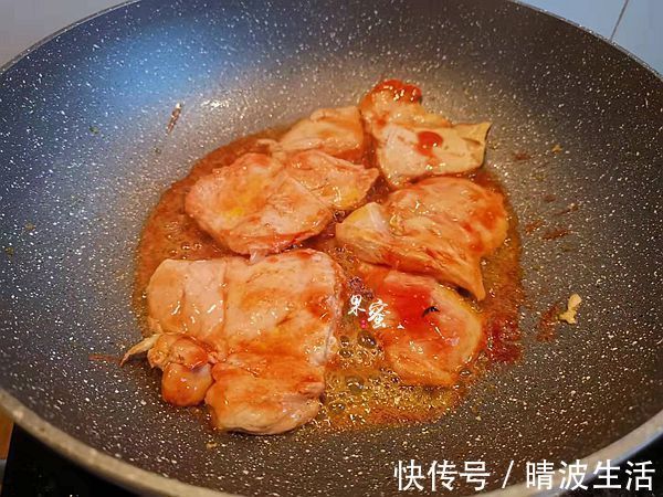 一家三口的假日早餐，15分钟备好上桌了，简单味美，孩子也喜欢