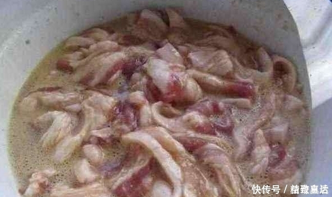 一斤五花肉10个鸡蛋，这样做出来酥香可口，肥而不腻，做法简单！