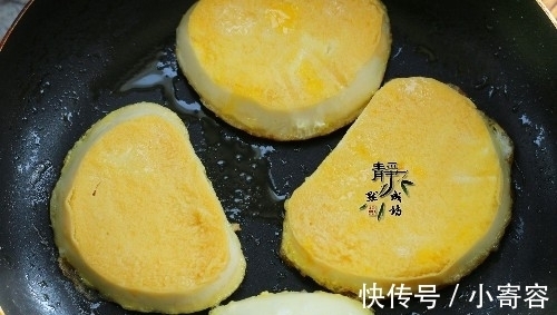 咸菜儿|北方人偏爱此早餐，5分钟就能煎1盘，金黄喷香，总吃不够