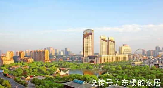 行内人|为什么有钱人都买西面的房子?听行内人说实话,才知买错了!