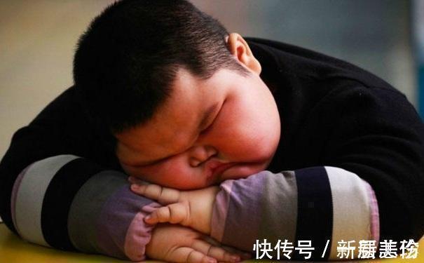 长高个|三类孩子身高难“逆袭”,想让孩子长高个,要避免成为其中之一