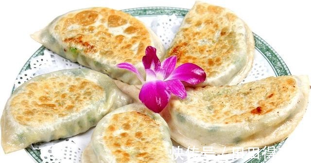 特色|北方的特色面食,韭菜盒子,做法具体明了,快来收藏吧!