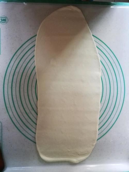 将面粉做成这种零食，简单几步就搞定了，成本低，味道好