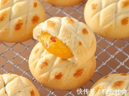 再见了，奥利奥，比如今天给大家推荐的这三款饼干，好吃性价比又高，关键低脂低卡