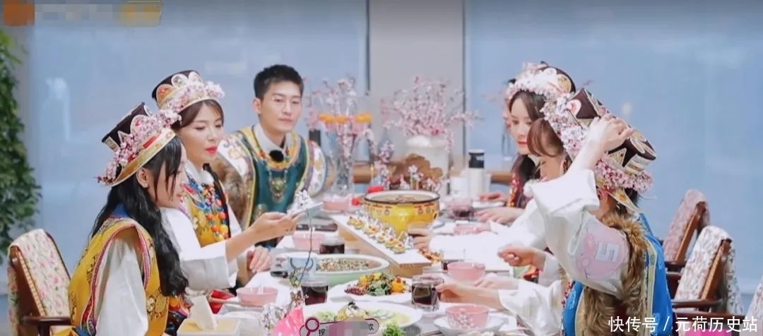 桌菜|点一桌菜就吃几口,明星们录真人秀浪费食物一个比一个过分