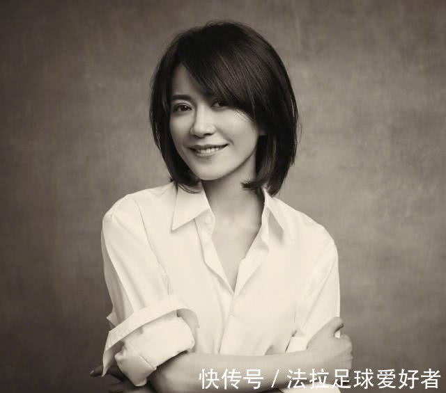 俞飞鸿 40岁的女人别烫波浪卷了!很显老,这三款发型更好看,减龄还时尚!