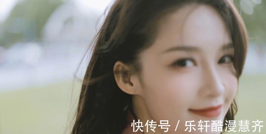 同伴们|张彬彬和李沁等人一同参与综艺，为贾乃亮爆笑作画