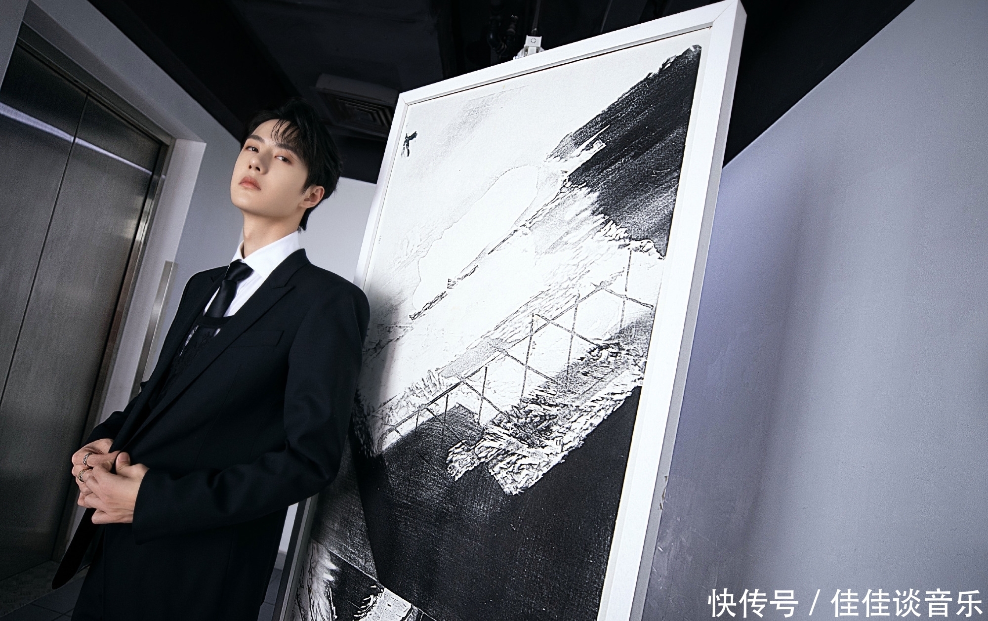 合约 王一博被曝0酬劳签下新代言,看清合约条款,网友:和销售无样