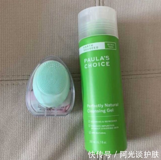 红血丝|五款护肤品因价低被轻视，实际好用不贵！网友：用后痘印逐渐消失