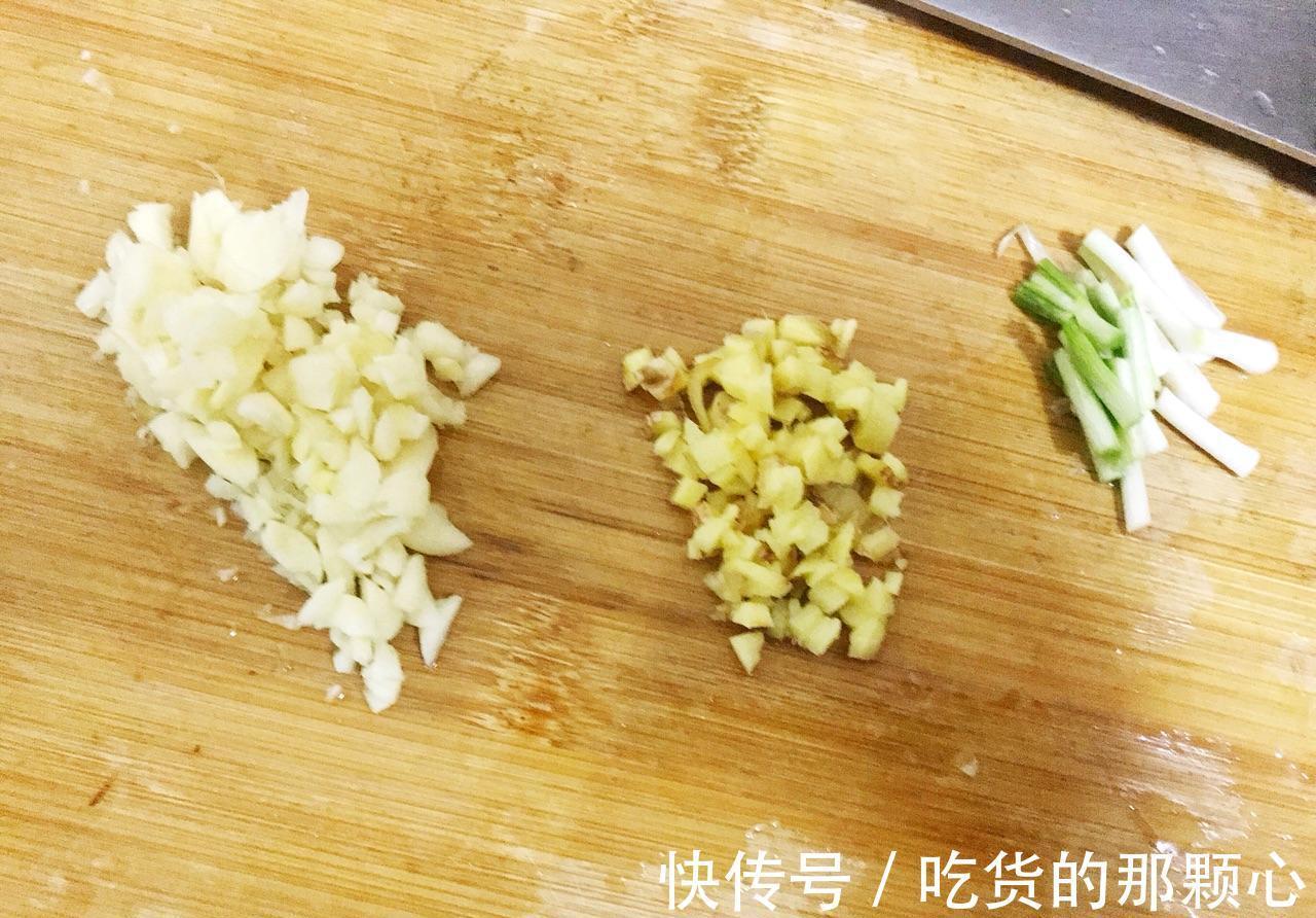 咸鱼|一道风味十足的咸鱼茄子煲，咸香下饭，吃过一定忘不了