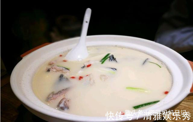 坏死|8个月宝宝出现肠坏死,添加辅食不对,医生:不能吃3种食物