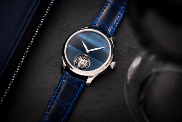 去表展戴百达翡丽合适吗？日常生活中的戴表指南来了