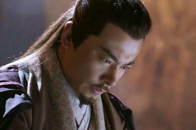 黄衫女子&倚天中,此人是黄衫女亲哥,武功吓蒙张三丰,有一绝技无人能及!