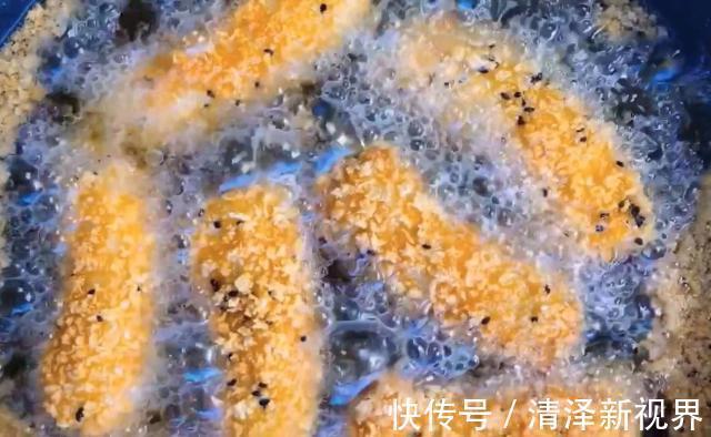 孩子挑食不爱吃香蕉教你网红吃法，健康卫生酥脆香甜孩子抢着吃