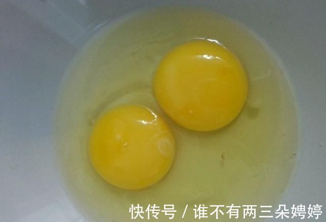 马蜂窝|蒸鸡蛋羹时，不要直接下锅蒸！少了这1步，难怪不嫩还有马蜂窝