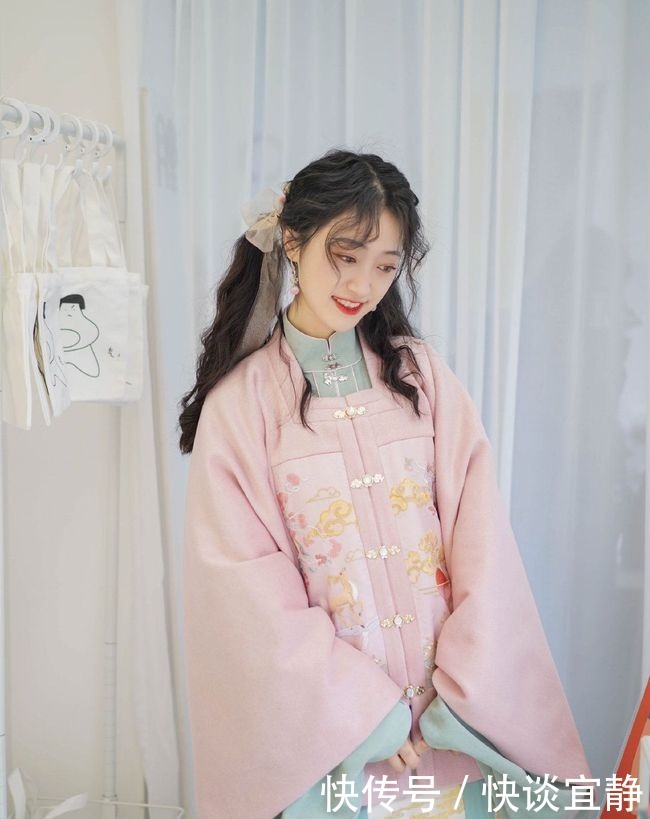 汉服|有手就会的现代发型也和汉服配的一脸？别再说不会发型了！