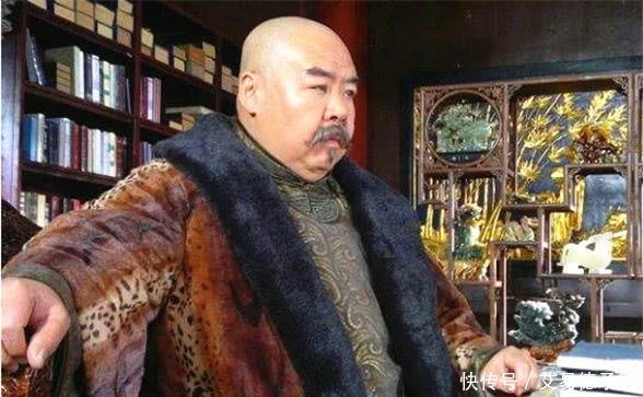 下人|袁世凯心机有多重?给他清理洗澡盆的下人都说:每次盆里都有鳞片