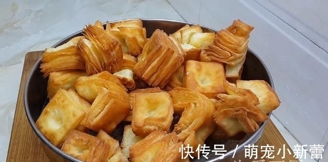 过年餐桌必备小零食，30岁的我头一见，香酥掉渣，全家都抢着吃