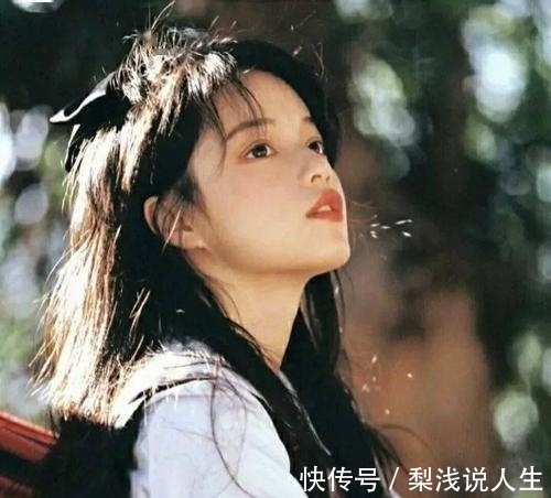 |搞笑gif：以为是个算术王者，原来连最简单的都不会