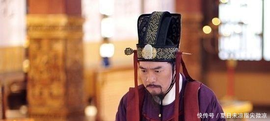 争议最大的人 辅佐十一位帝王, 是公认的圣人, 死后却被唾弃千年!