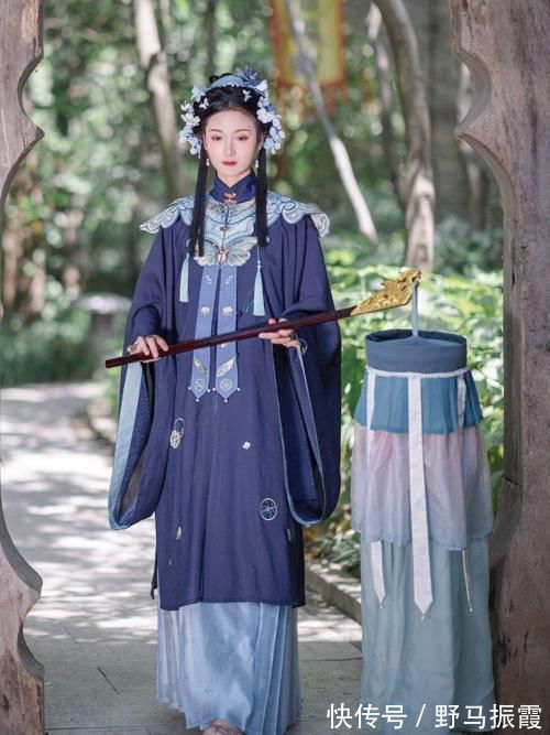 漢服|明制漢服造型的靈魂:“云肩”,古典又優(yōu)雅,同袍都愛(ài)穿