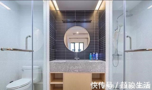 马桶|卫生间现在流行这么装,漂亮实用幸福感强,你家那只能叫做厕所!