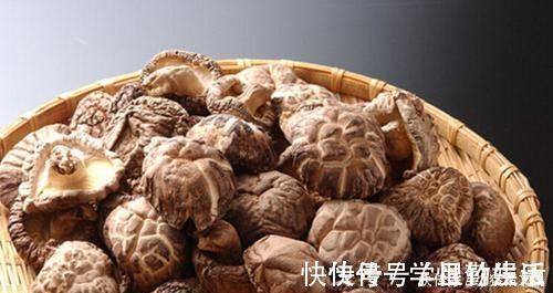 高血压患者|高血压患者想“降压”，6种食物离不了，保证血压稳稳的！