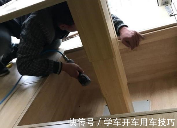 柜子|相同板材的柜子，木工做和定制哪种便宜老木工来揭秘，涨知识了！