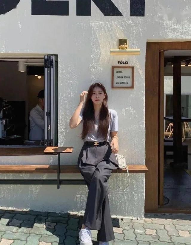 今夏最受欢迎的5条裤子长这样,显瘦又显气质