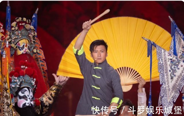 十一晚会收视率出炉!没有流量明星,电视台的收视率不降反升