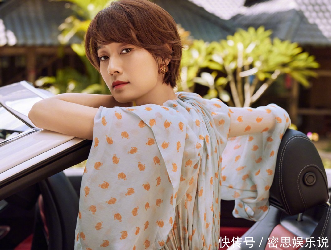 见证一个女人变老,除了越来越深的法令纹,