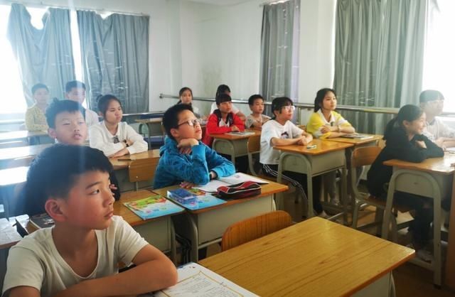 个子|8岁孩子身高130,医生:想要孩子长高个子,日常3件事不能少