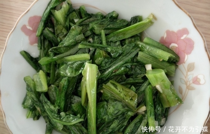 每月|请表婶来家当保姆,饭做成这样不敢说,每月给两千她还不乐意