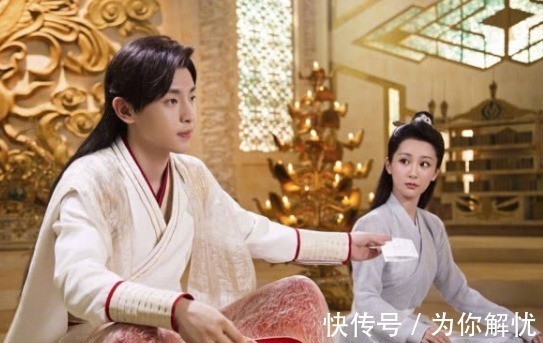 王妃!宠文家宴上王妃突然干呕,摄政王赶紧拿出搓衣板,皇上看傻眼!