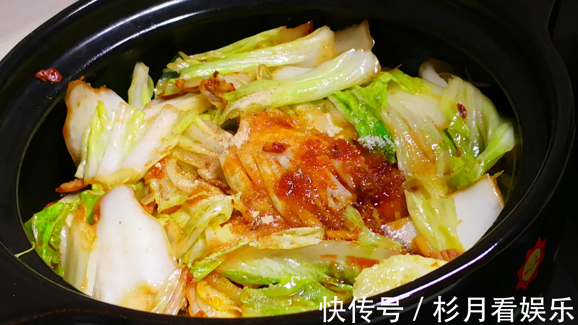 做白菜炖粉条时,要牢记“3要点”,炖出的菜味道正,鲜香四溢!