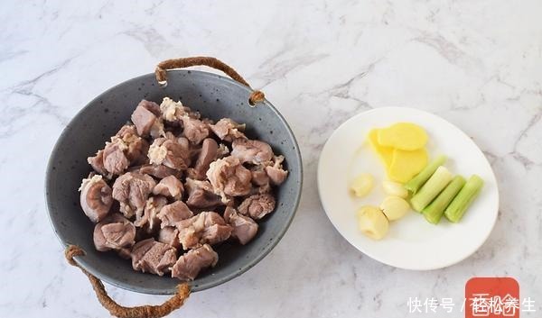 维生素是梨的10倍!清热润肺还化痰,几毛钱一斤,拿肉都不换!