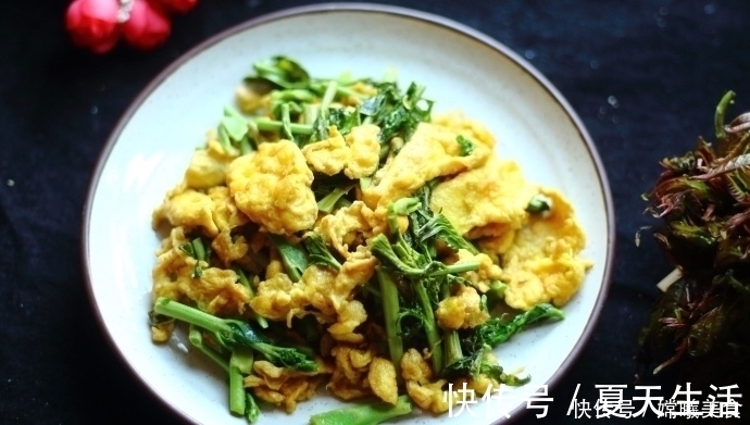 亚硝酸盐|两种食材简单炒一炒，5分钟做出春天独有的味道，错过就要等来年