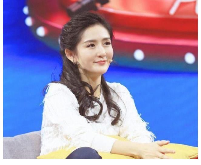 虎年春晚会不会有两个谢娜?新东家东方卫视敢接盘吗?