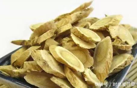 老中医黄芪是一宝,喝黄芪水有12大好处,一起来了解下