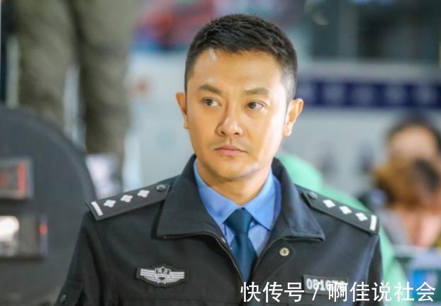 直肠癌|印小天自曝爸爸直肠癌晚期，现肿瘤已控制不住，也没有其他办法了