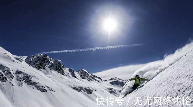 奥茨冰|德国夫妇登山旅游，发现一具赤身遗骸吓坏，身份公布后大家都懵了